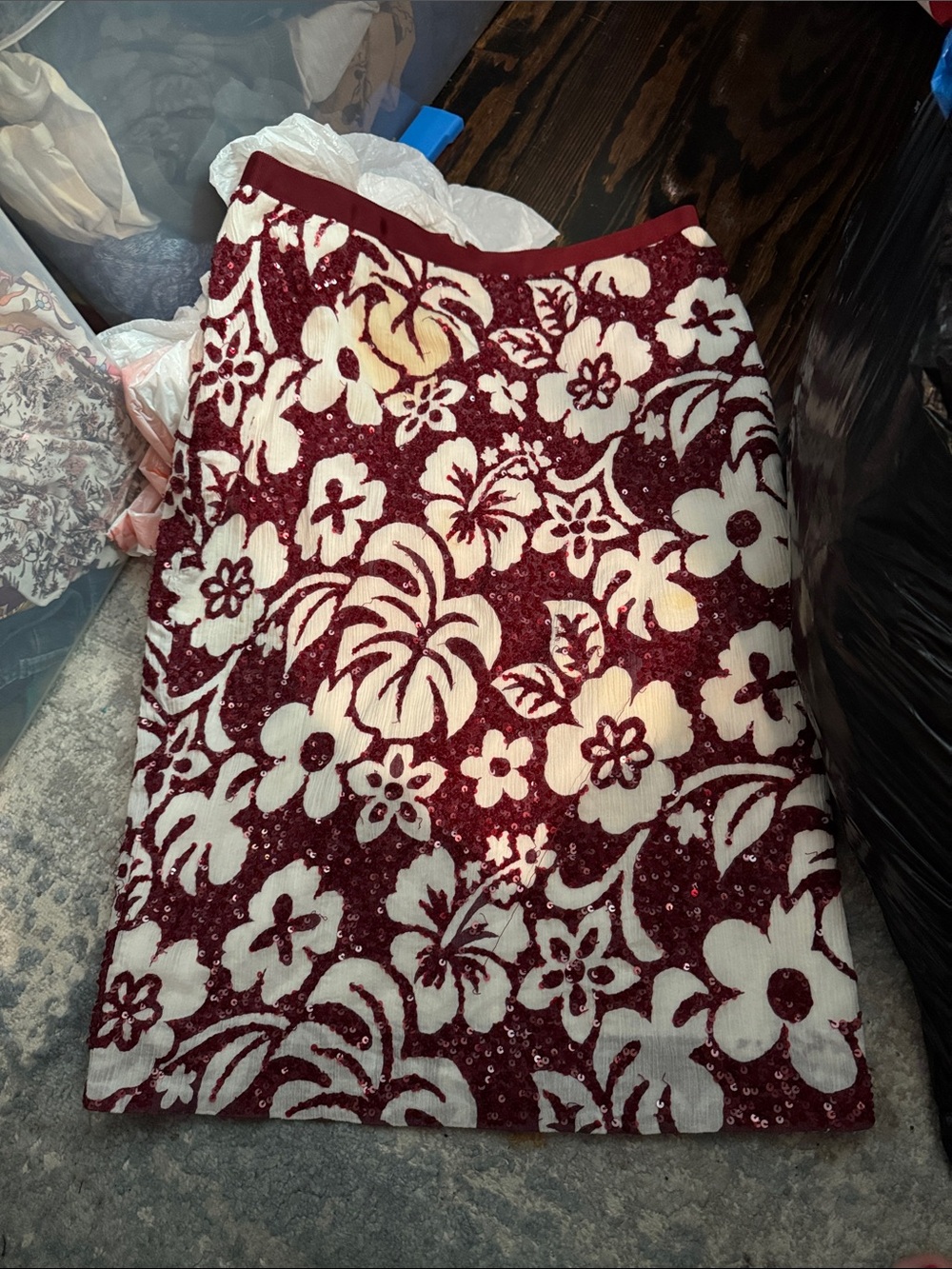 Women’s Red and White Floral Sequin Skirt